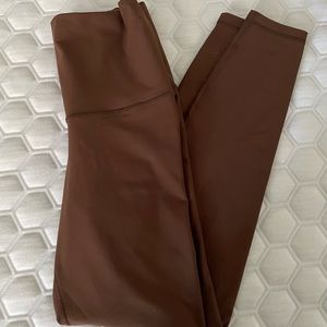 High waisted brown leggings